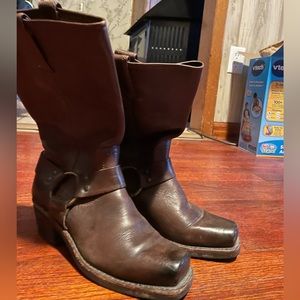 FRYE leather boots size 7